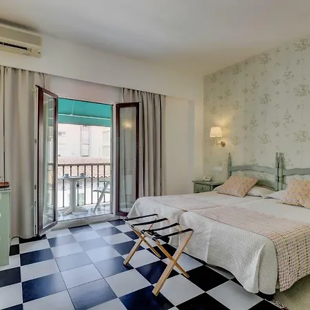 Sis Pins Hotel 3*