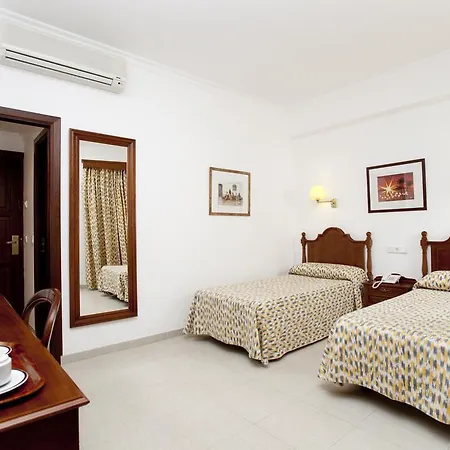 Sis Pins Hotel 3*